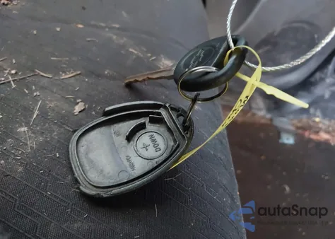 2010 Chevrolet Silverado 1500 Ls z USA, uszkodzony, nr VIN 1GCSCREA9AZ180226